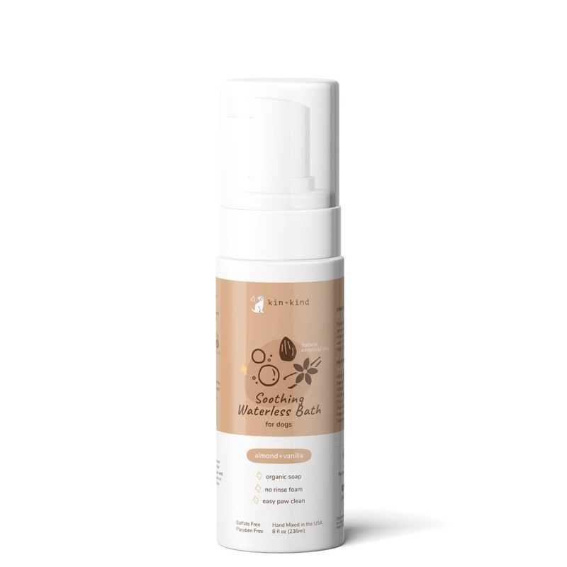 Soothing Almond & Vanilla Natural Waterless Bath for Dogs 8 oz
