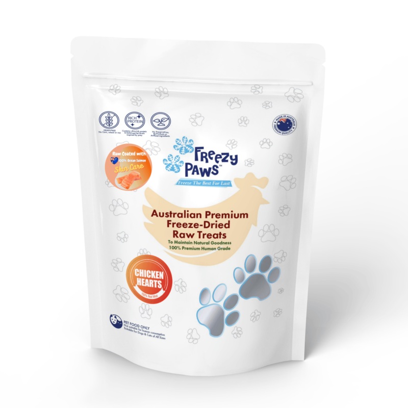 FREEZY PAWS Freeze Dried Salmon Coated Chicken Heart Raw