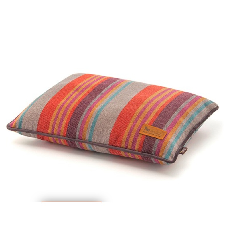 P.L.A.Y. Pillow Bed